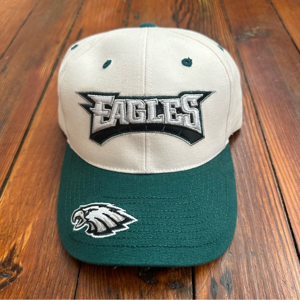 NWT 2010s Reebok Philadelphia Eagles white and green patched hat one size